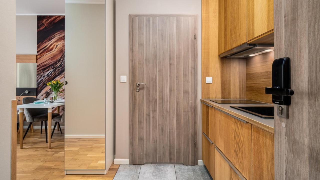Apartamenty Sun & Snow 19 Dzielnica With Free Parking Varšava Exteriér fotografie